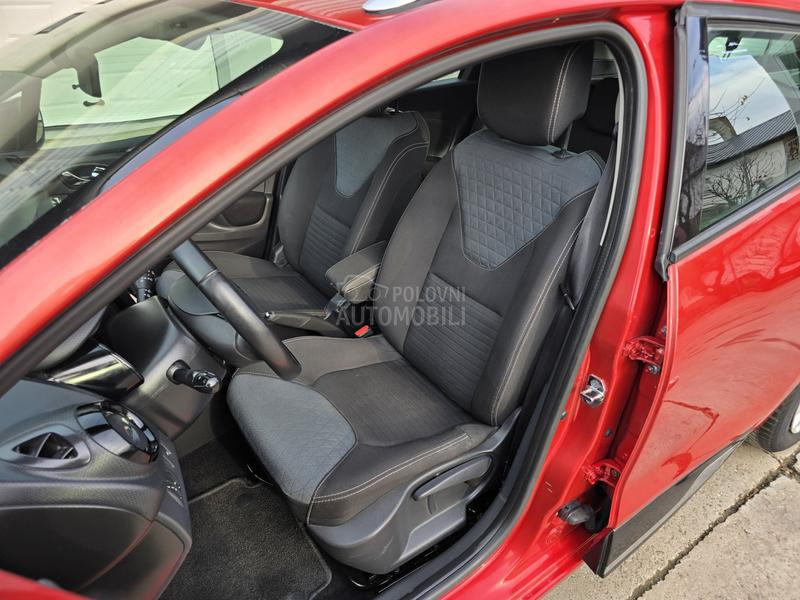 Renault Clio 1.5DCI//R-LINK//