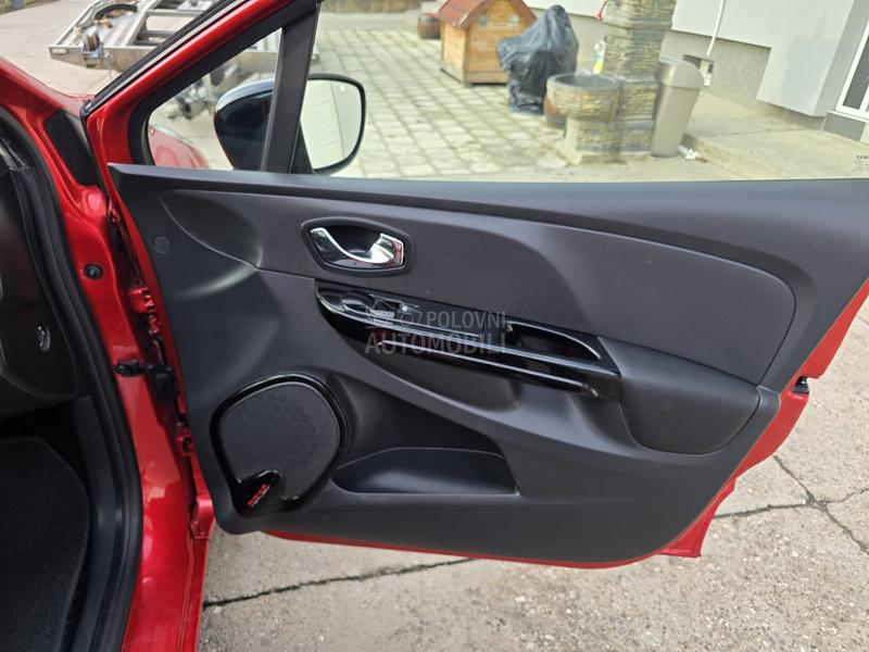 Renault Clio 1.5DCI//R-LINK//