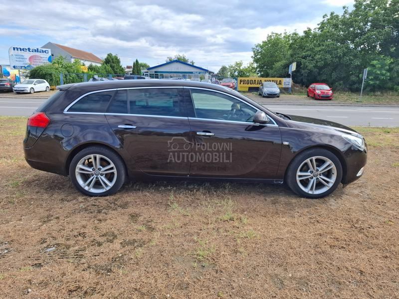 Opel Insignia 1,4b