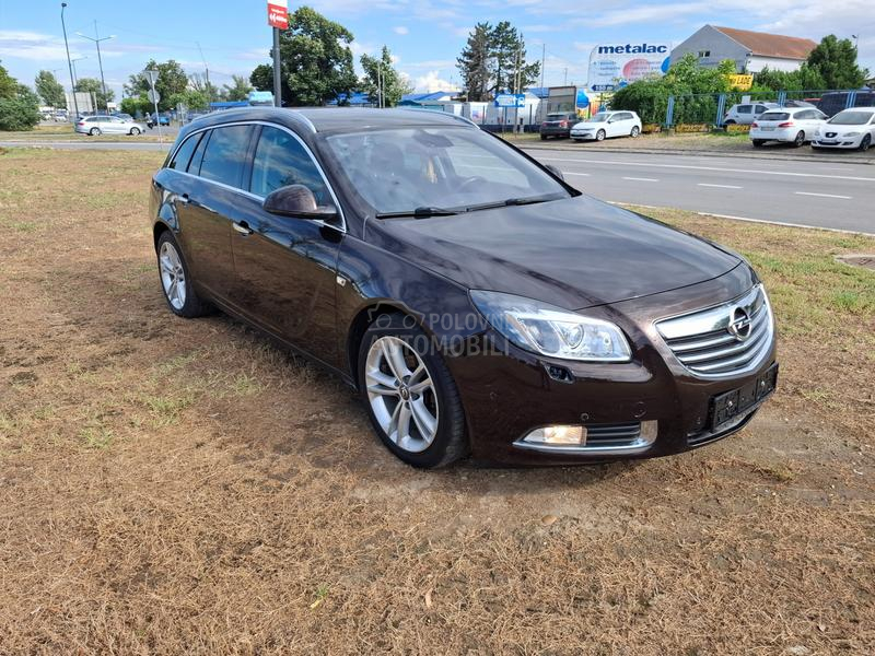 Opel Insignia 1,4b