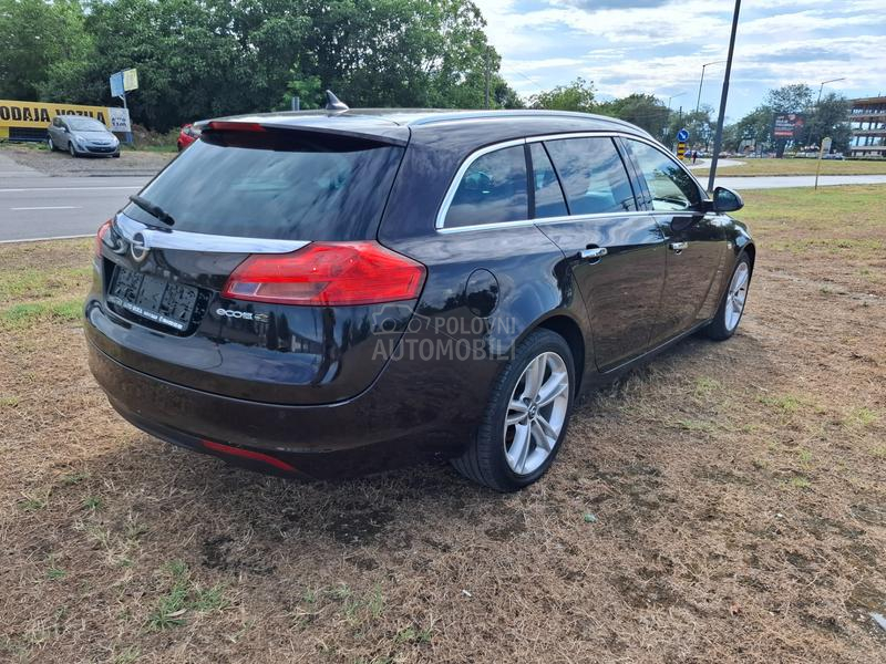 Opel Insignia 1,4b