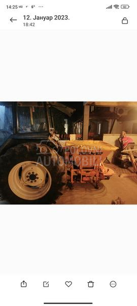 New Holland ford 4130