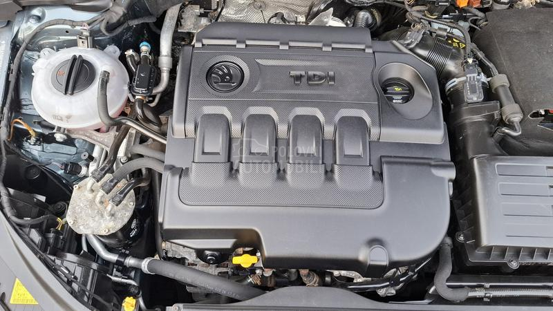 Škoda Octavia S A L O N