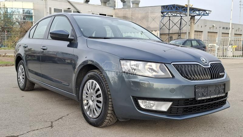Škoda Octavia S A L O N