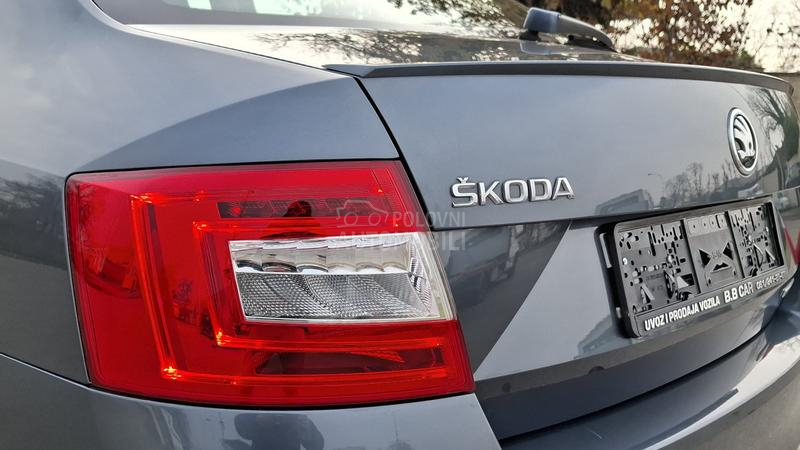 Škoda Octavia S A L O N