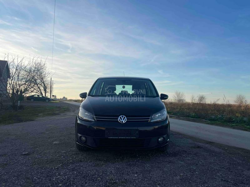 Volkswagen Touran 2.0 DSG 4X4 7SED