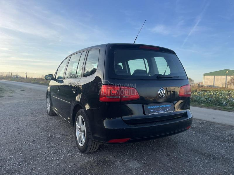 Volkswagen Touran 2.0 DSG 4X4 7SED