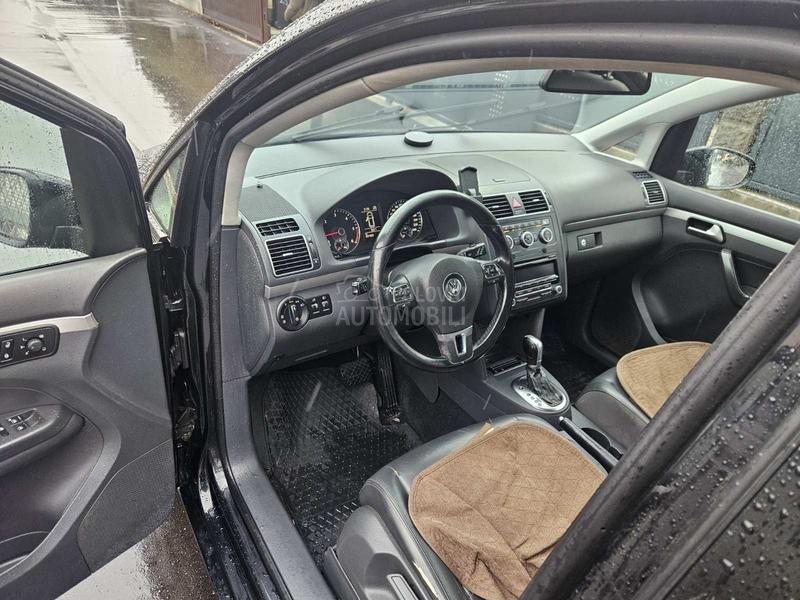 Volkswagen Touran 2.0 DSG 4X4 7SED