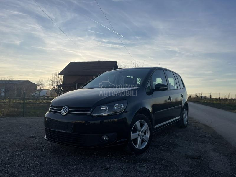 Volkswagen Touran 2.0 DSG 4X4 7SED