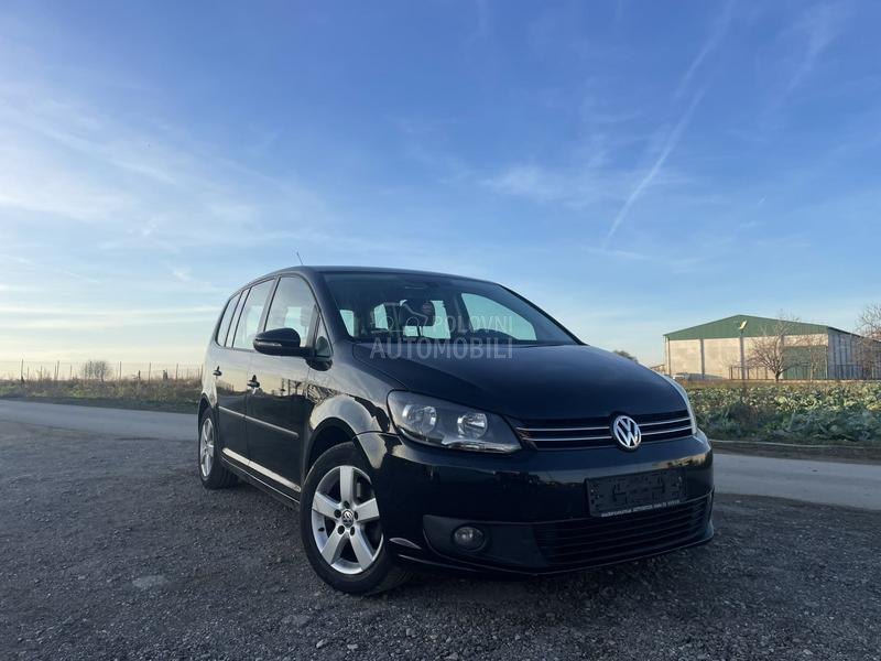 Volkswagen Touran 2.0 DSG 4X4 7SED