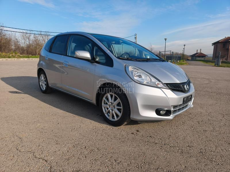 Honda Jazz 1.4 Exclusive CVT