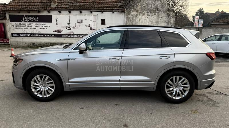Volkswagen Touareg 3 R line Matrix