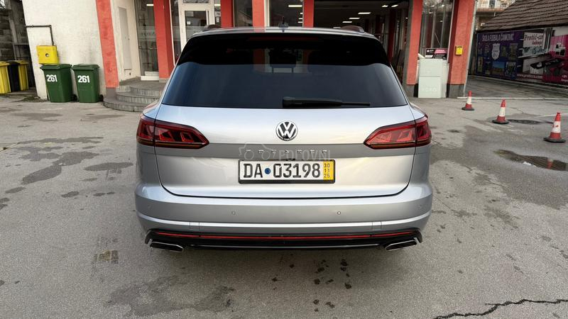 Volkswagen Touareg 3 R line Matrix