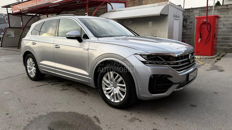 Volkswagen Touareg 3 R line Matrix