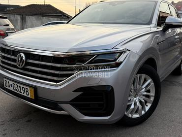 Volkswagen Touareg 3 R line Matrix