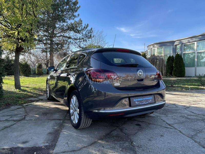 Opel Astra J 1.7 cdti