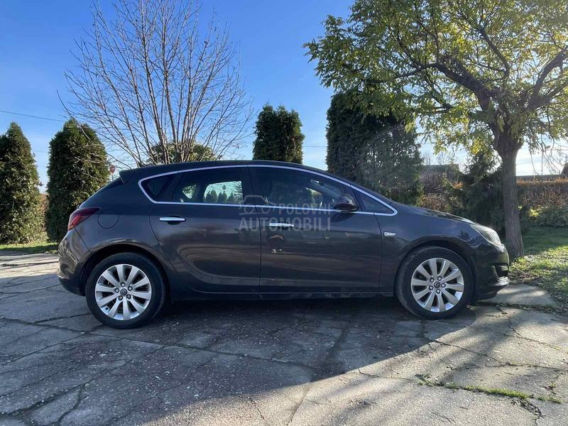 Opel Astra J 1.7 cdti