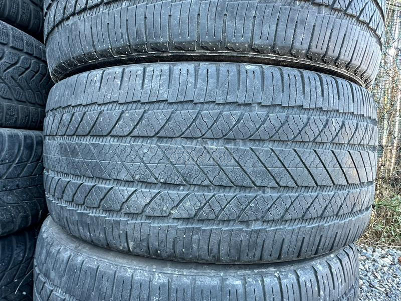 Bridgestone 275/40 R21 Zimska