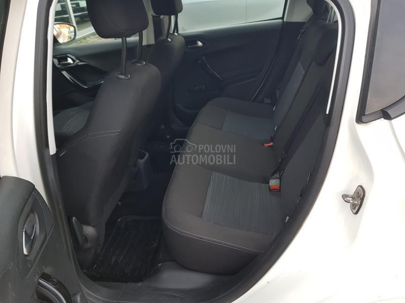 Peugeot 208 1.5