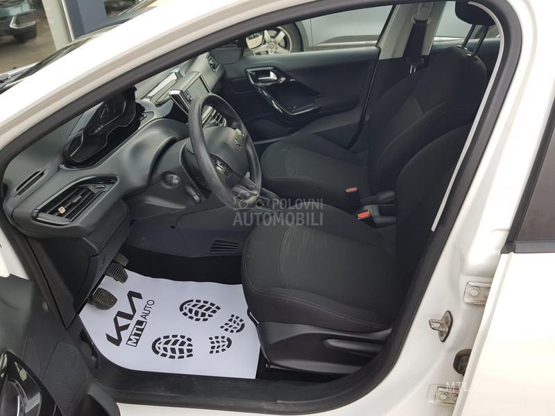Peugeot 208 1.5