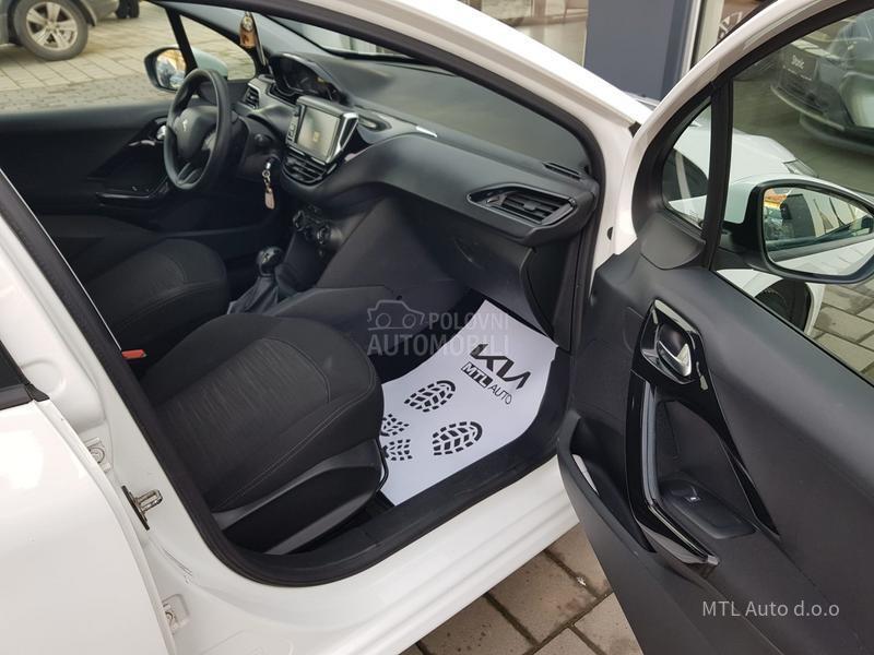 Peugeot 208 1.5