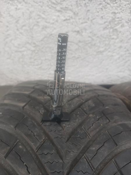 Vredestein 195/50 R15 Sve sezone