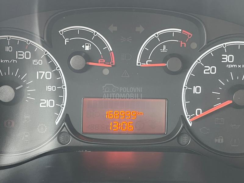 Fiat Doblo 1.3 Dizel ODLIČAN