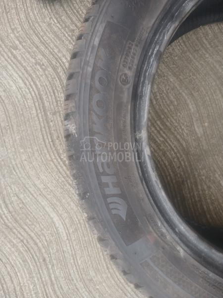 Hankook 195/55 R15 Zimska