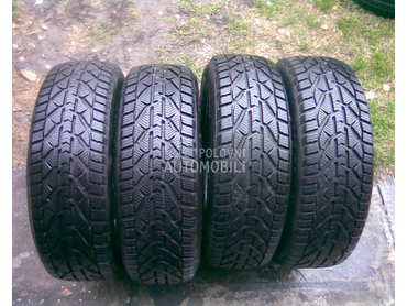 Riken 215/60 R17 Zimska