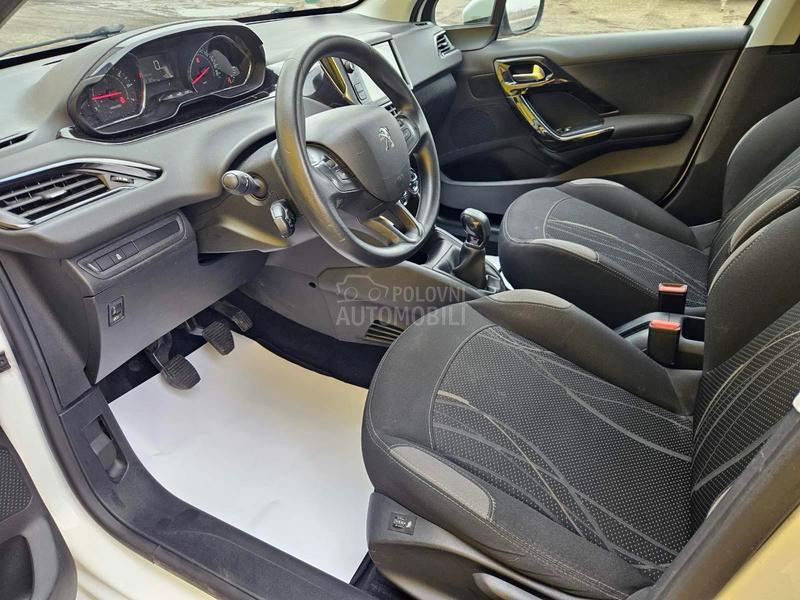 Peugeot 208 ZA TRG.OVCE/TO.P CEN