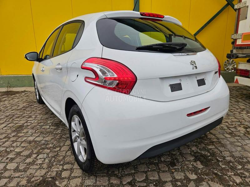 Peugeot 208 ZA TRG.OVCE/TO.P CEN