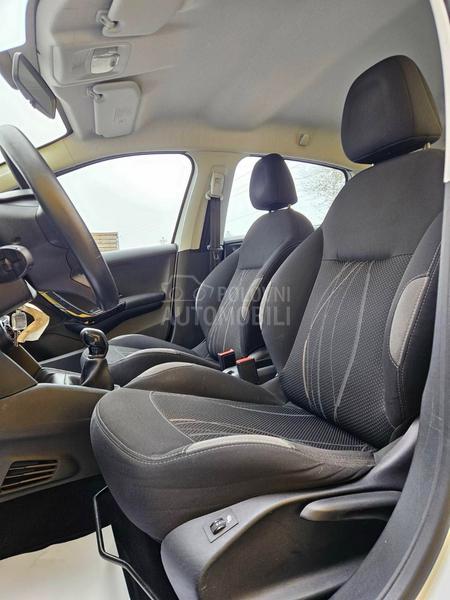 Peugeot 208 ZA TRG.OVCE/TO.P CEN