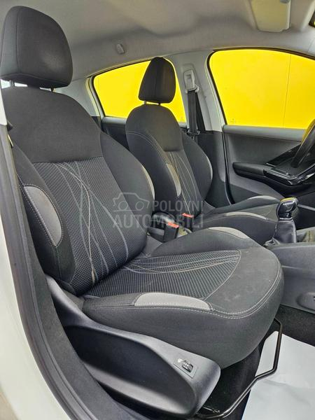 Peugeot 208 ZA TRG.OVCE/TO.P CEN