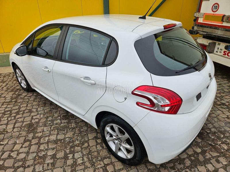 Peugeot 208 ZA TRG.OVCE/TO.P CEN