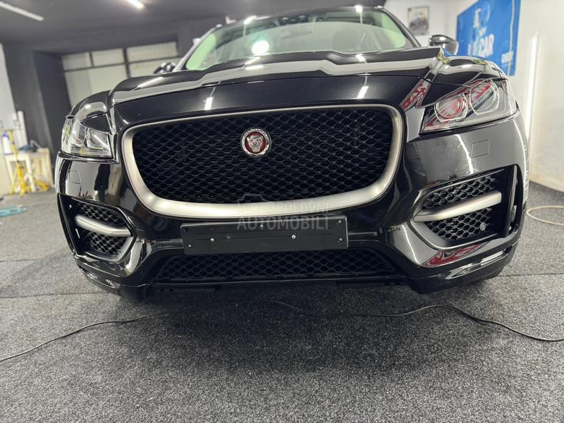 Jaguar F pace R Sport