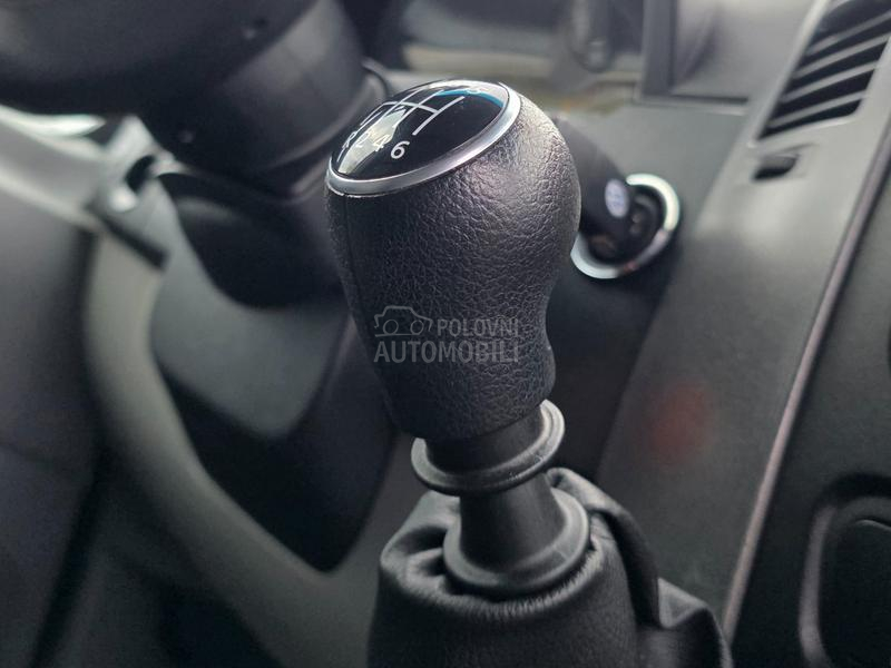 Volkswagen Crafter NOVO 26000km PORSE ns