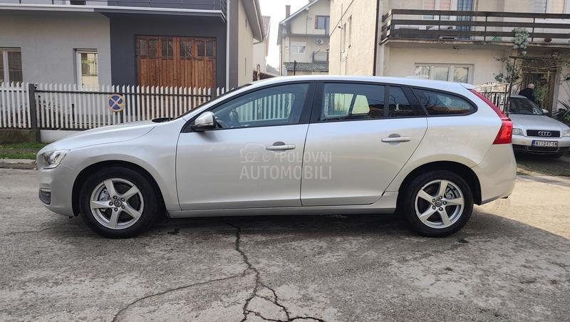 Volvo V60 1.6 D2