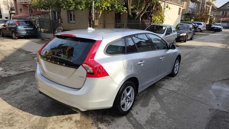 Volvo V60 1.6 D2