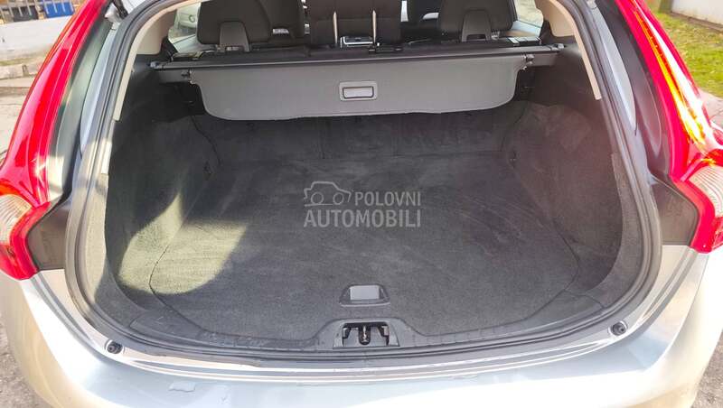 Volvo V60 1.6 D2
