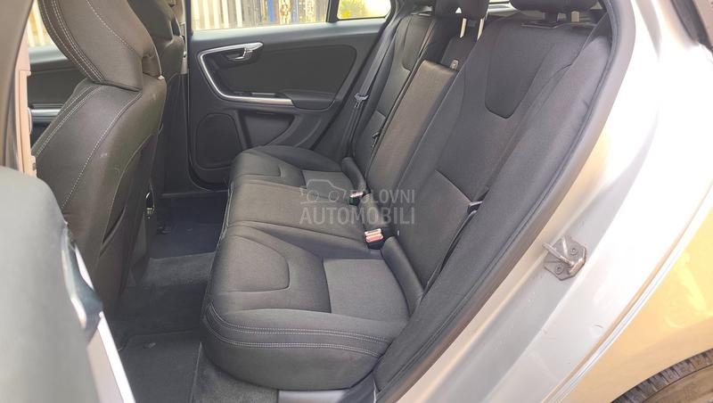 Volvo V60 1.6 D2