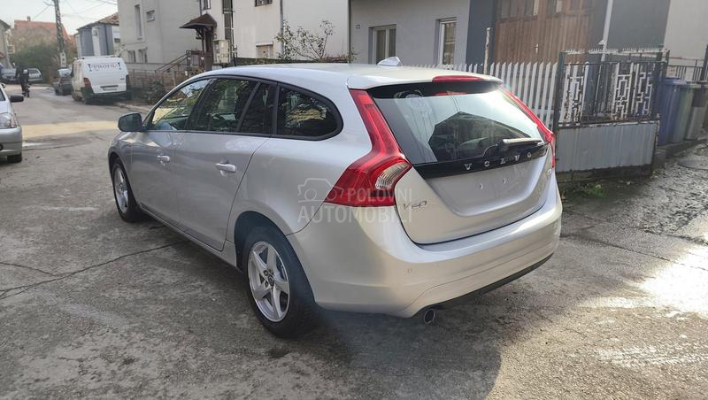 Volvo V60 1.6 D2