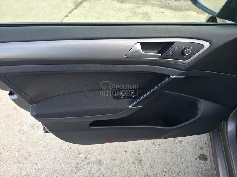 Volkswagen Golf 7 1.6 TDI N.A.V.I