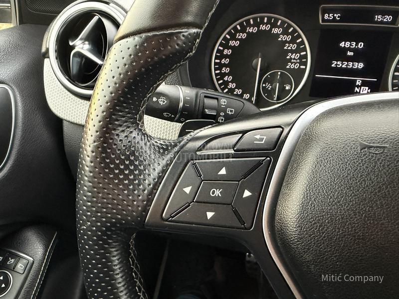 Mercedes Benz B 180 PREMIUM