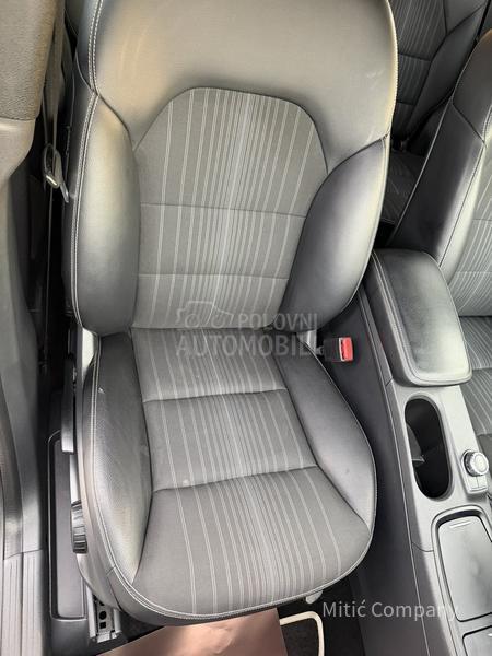 Mercedes Benz B 180 PREMIUM