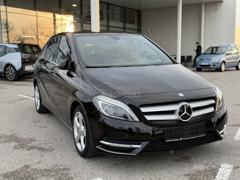 Mercedes Benz B 180 PREMIUM