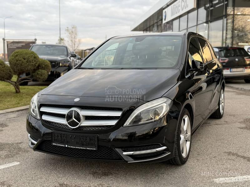 Mercedes Benz B 180 PREMIUM
