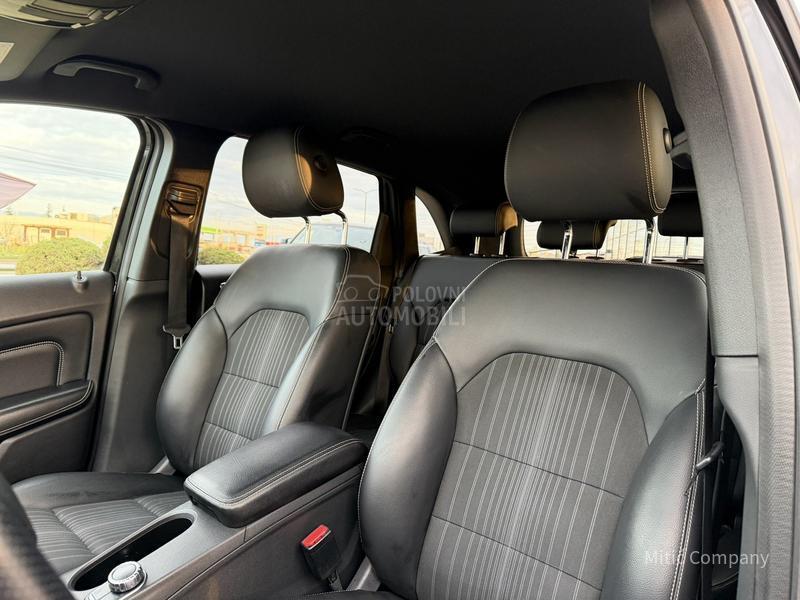 Mercedes Benz B 180 PREMIUM