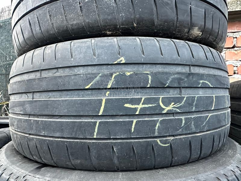 Michelin 235/45 R18 Letnja