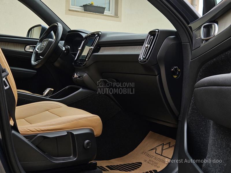 Volvo XC40 rezervisan