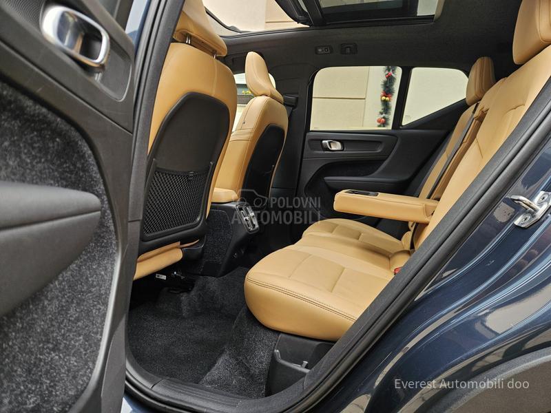 Volvo XC40 rezervisan